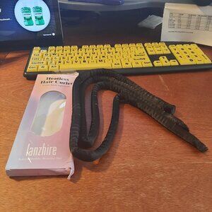 New In Box ! Lanzhire Heatless Hair Curler for Long & Short Hair Black